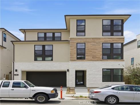 153 Apron , Irvine, CA
