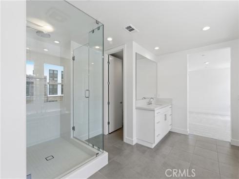 153 Apron , Irvine, CA