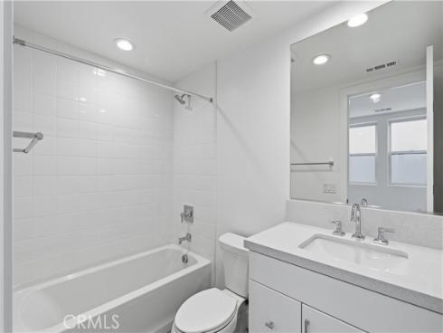 153 Apron , Irvine, CA