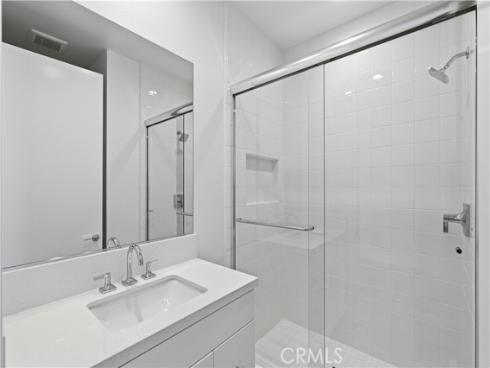 153 Apron , Irvine, CA