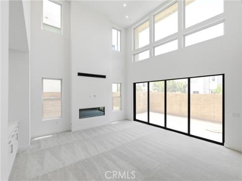 153 Apron , Irvine, CA