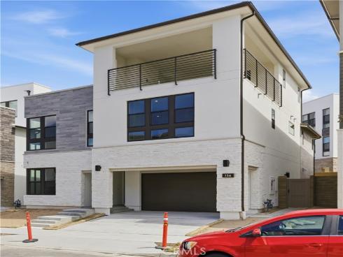 156 Apron , Irvine, CA