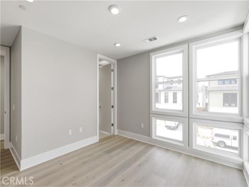 156 Apron , Irvine, CA