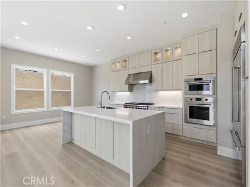 156 Apron , Irvine, CA