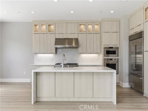 156 Apron , Irvine, CA