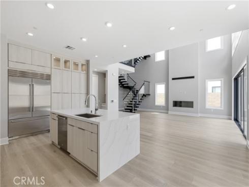 156 Apron , Irvine, CA