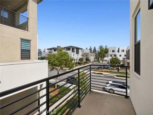 305 Novel , Irvine, CA
