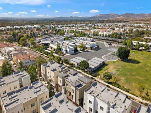 144 Paramount , Irvine, CA