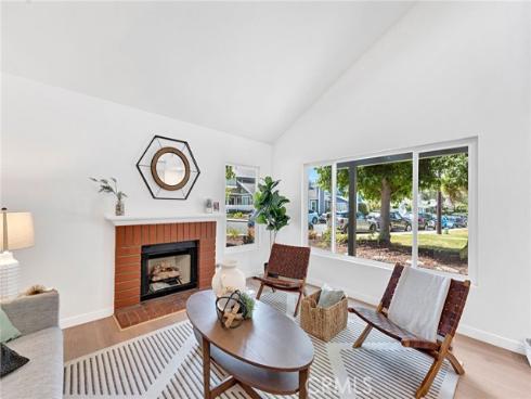 15 Snowapple , Irvine, CA