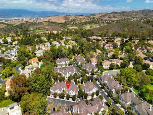 8  Longbourn Aisle  , Irvine, CA