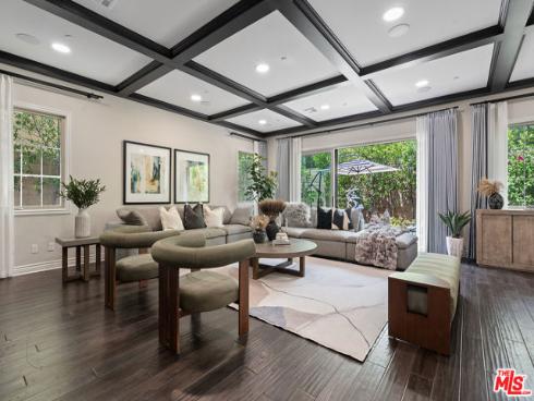 55 Suede , Irvine, CA