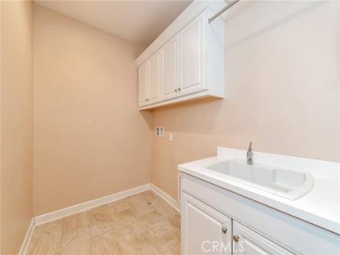 55 Hazelton , Irvine, CA