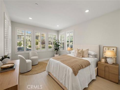 128 Mongoose , Irvine, CA
