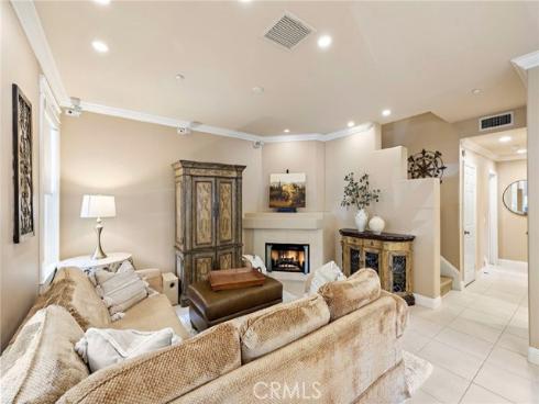 62 Dovetail , Irvine, CA