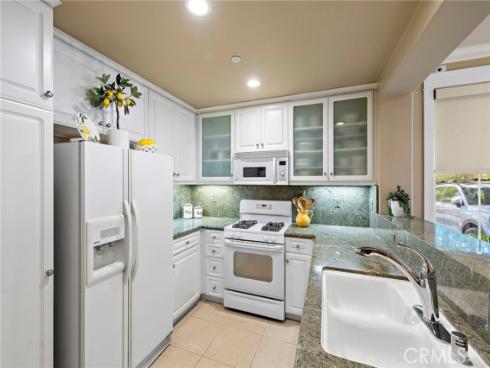 62 Dovetail , Irvine, CA