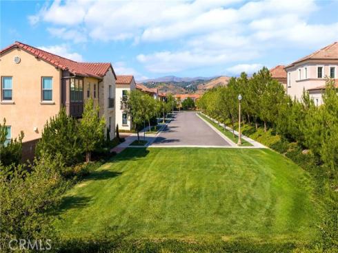 107 Petunia , Irvine, CA