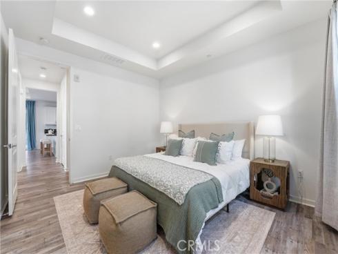 102 Trailblaze , Irvine, CA