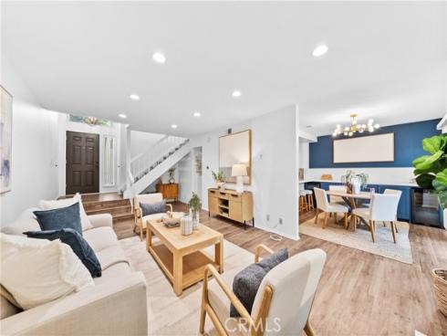 51 Ashbrook , Irvine, CA