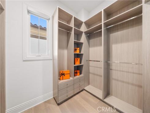 57  Kite  , Irvine, CA