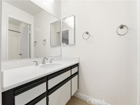 51 Greenmoor , Irvine, CA