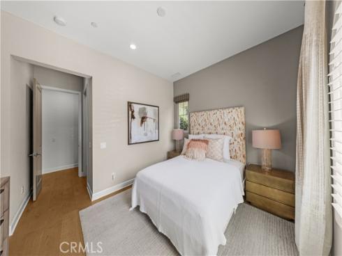 121 Whisper Rock , Irvine, CA