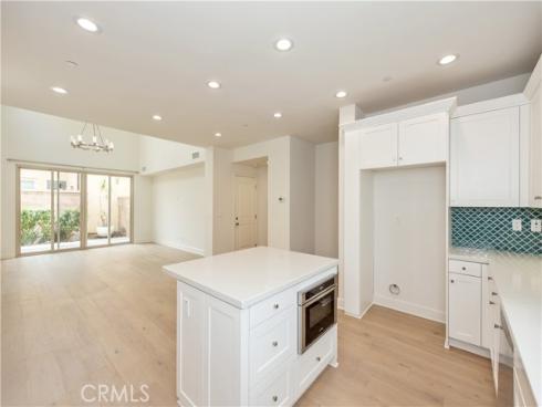 152  Excursion  , Irvine, CA