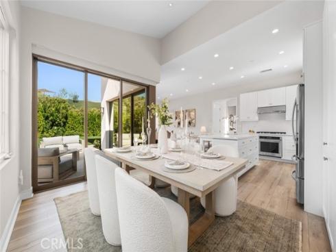 162 Winnett , Irvine, CA