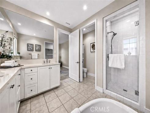 162 Winnett , Irvine, CA