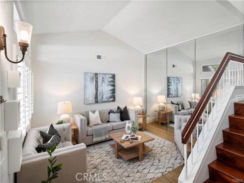 61 Bridgeport , Irvine, CA