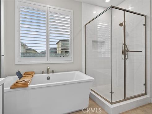 382 Chorus , Irvine, CA