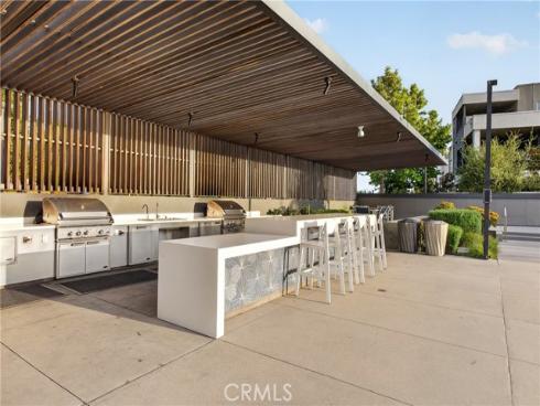 382 Chorus , Irvine, CA