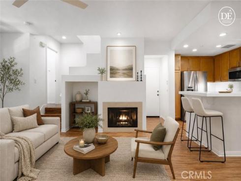127 Jadestone , Irvine, CA