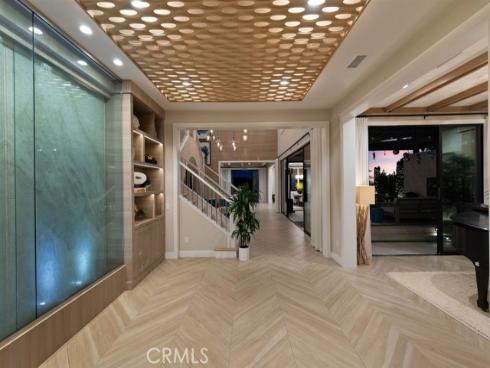 100 Boulder Pass , Irvine, CA