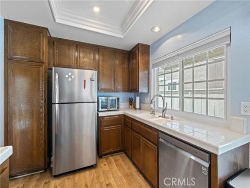 14 Aldergrove 29 , Irvine, CA