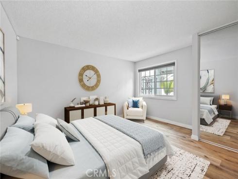 14 Aldergrove 29 , Irvine, CA