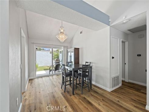 14 Aldergrove 29 , Irvine, CA