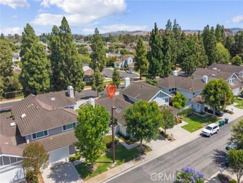 14 Aldergrove 29 , Irvine, CA