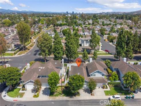 14 Aldergrove 29 , Irvine, CA
