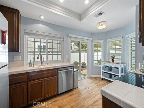14 Aldergrove 29 , Irvine, CA