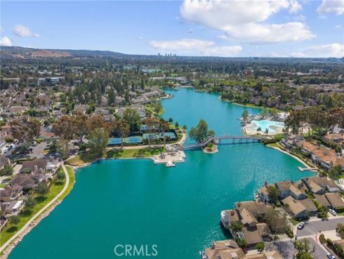 14 Aldergrove 29 , Irvine, CA