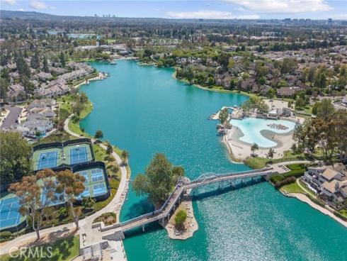 14 Aldergrove 29 , Irvine, CA