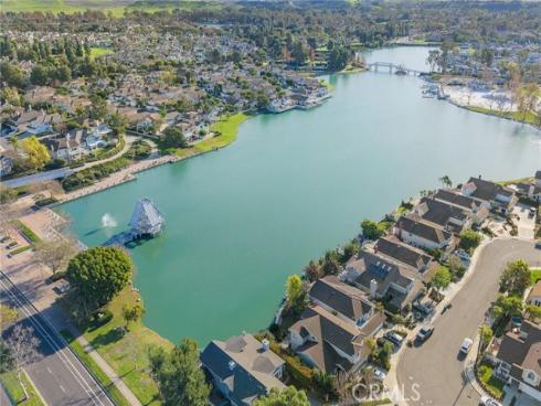 14 Aldergrove 29 , Irvine, CA