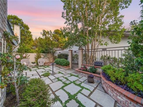 3 Whitewood Way, Irvine, CA