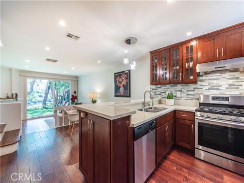 249 Pineview , Irvine, CA