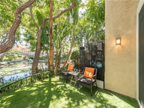 249 Pineview , Irvine, CA