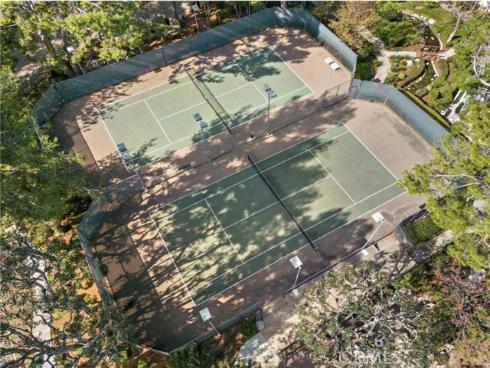 249 Pineview , Irvine, CA
