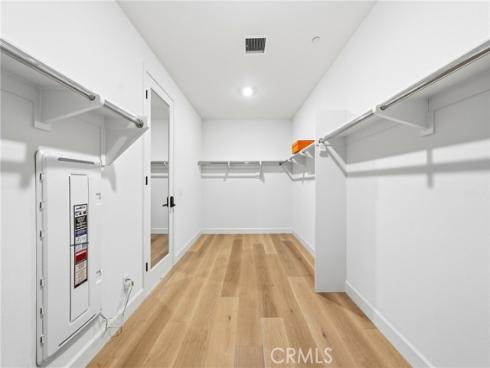 123 salt spring , Irvine, CA