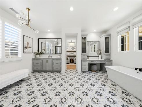 123 salt spring , Irvine, CA