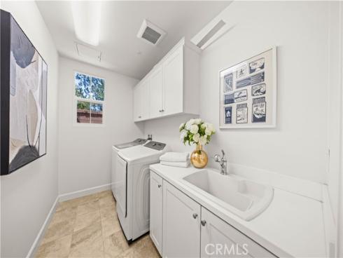 68 tollson , Irvine, CA