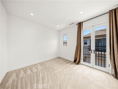 68 tollson , Irvine, CA